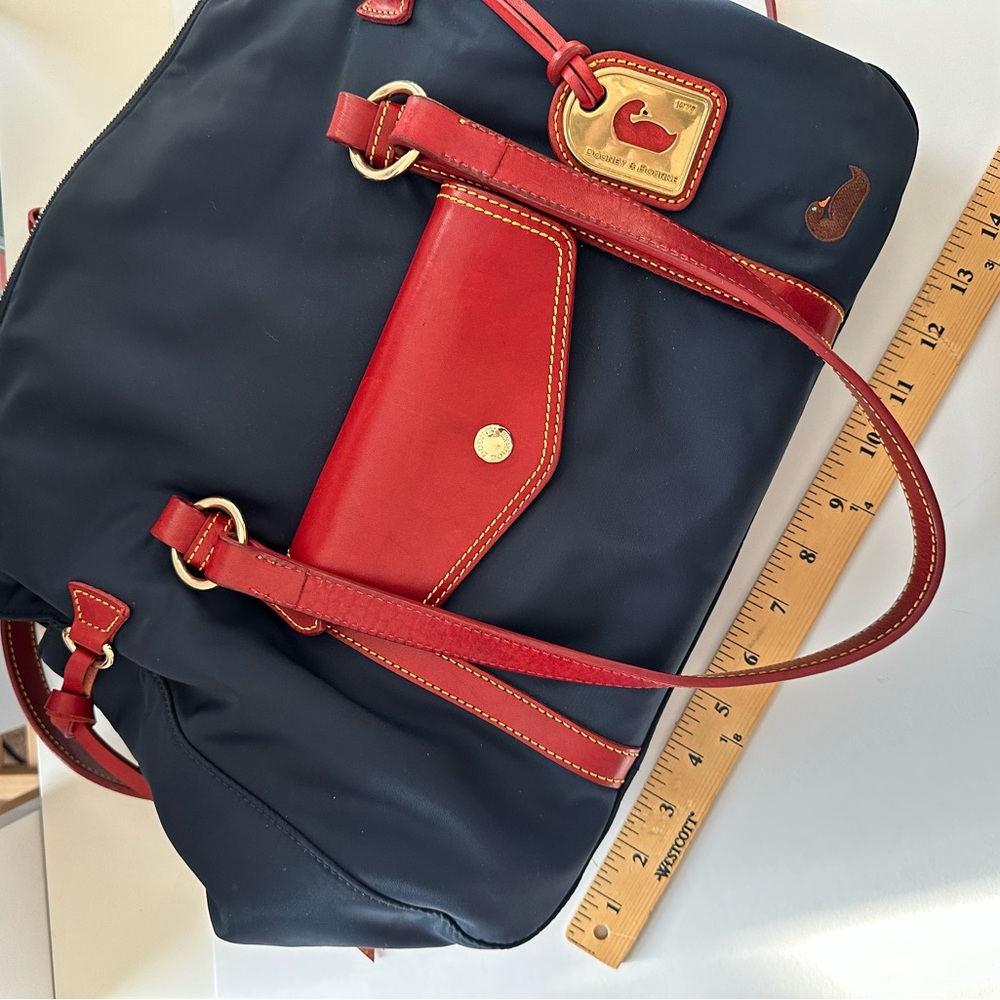 Dooney & Bourke Nylon Smith shoulder handbag - Picture 5 of 6